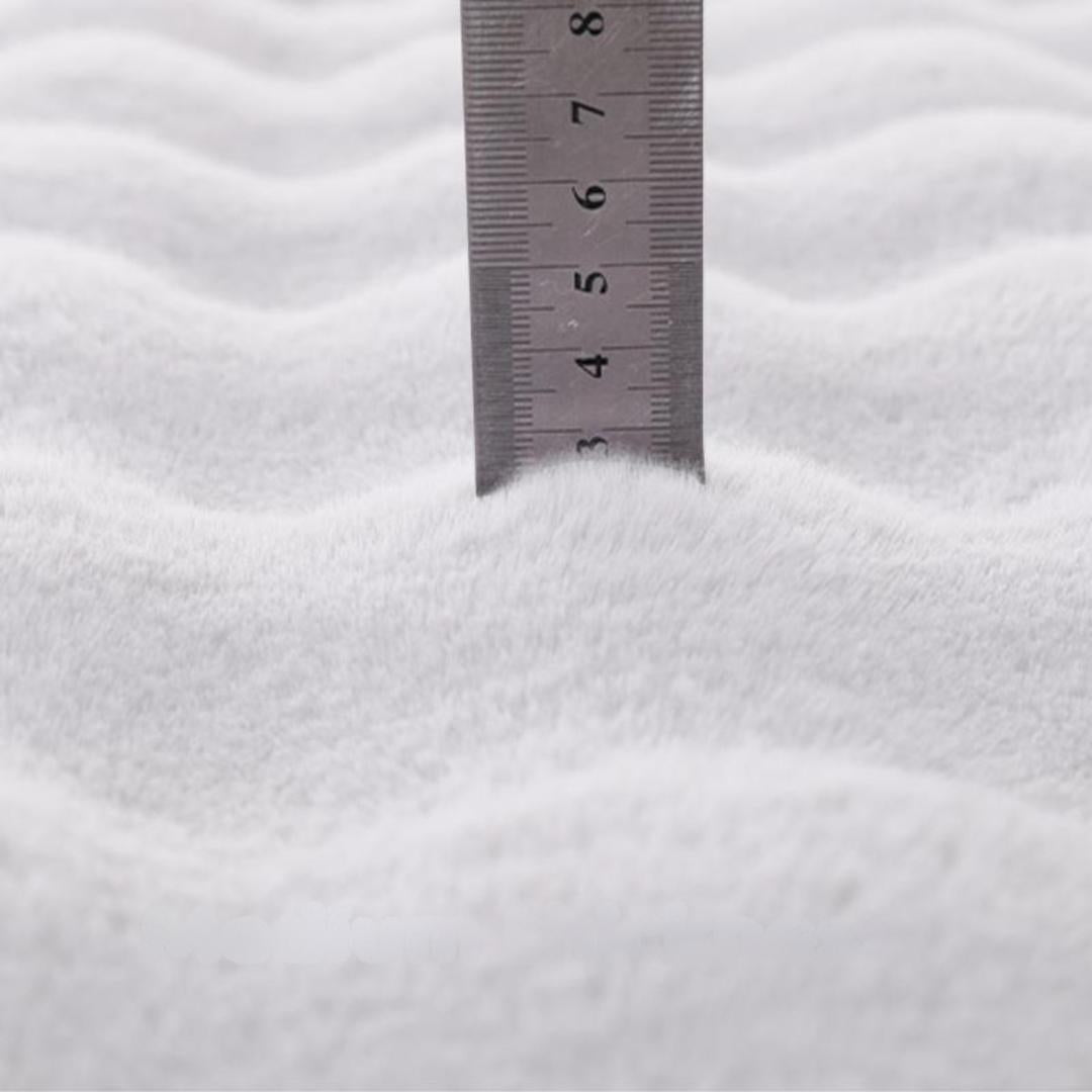 Dywanik – wzór w kropki – antypoślizgowy – miękki – ciepły kołnierz