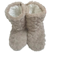 Ciepłe pantofle domowe z wysoką cholewką – miękkie pantofle damskie w kolorze beżowym