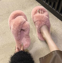 Ciepłe pantofle z podwójnym krzyżowym paskiem – miękkie i wygodne domowe kapcie dla kobiet