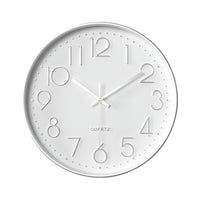 Prosty zegar ścienny 3D z dużymi cyframi